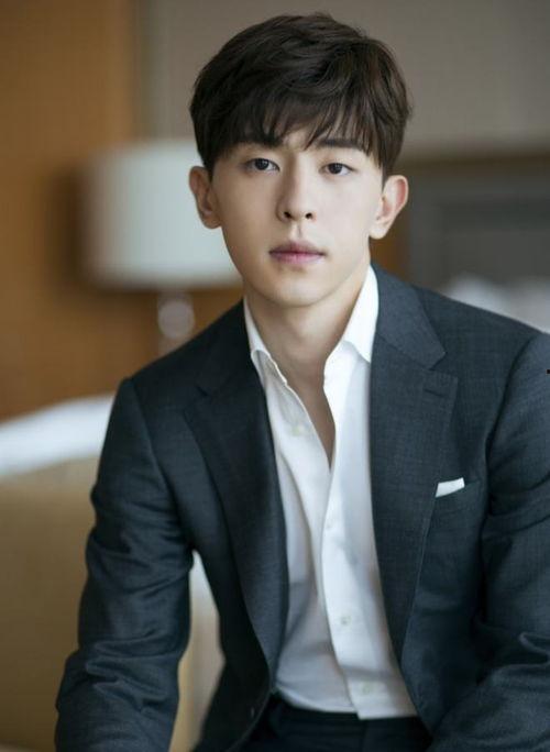 龚俊圈内人爆料了吗知乎,揭秘娱乐圈不为人知的秘密 第2张 龚俊圈内人爆料了吗知乎,揭秘娱乐圈不为人知的秘密 第2张